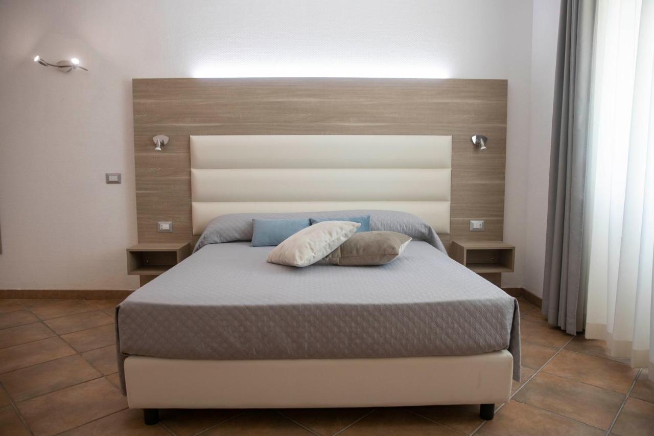 Pegasus Hotel Sassari Esterno foto