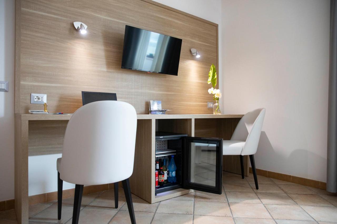 Pegasus Hotel Sassari Esterno foto
