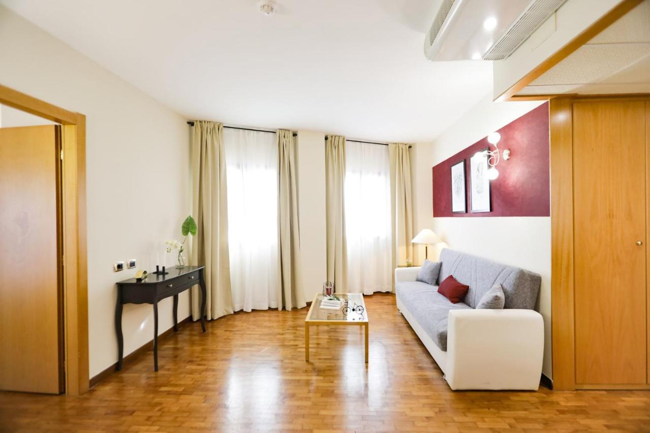 Pegasus Hotel Sassari Esterno foto